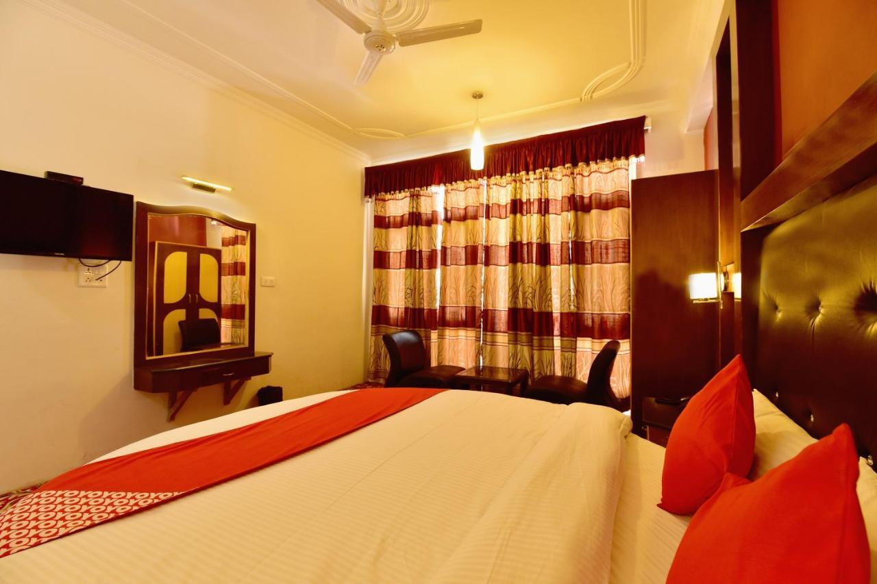 Oyo 23205 Soulful Sojourns Hotel 3*