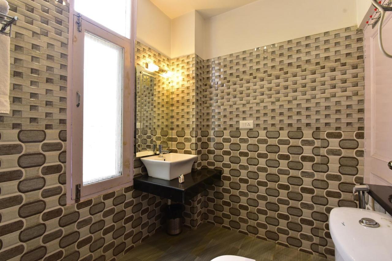 Hotel Oyo 23205 Soulful Sojourns Manali (Himachal Pradesh)
